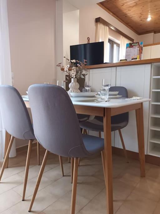 Ippokampos Seaside Artemida Lägenhet Exteriör bild