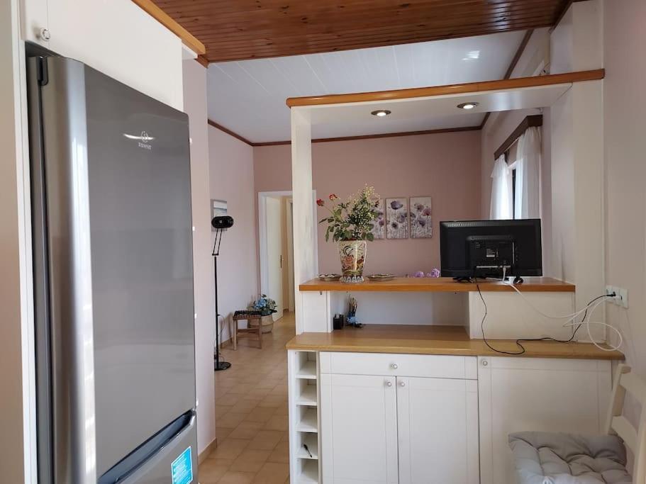 Ippokampos Seaside Artemida Lägenhet Exteriör bild